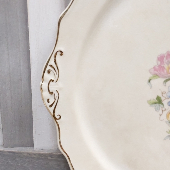 Vintage Bakerite Cake Plate 22K Gold Rim Fruits & Flowers - Picture 3 of 7